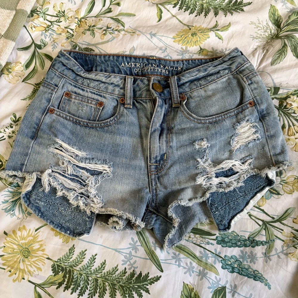 American Eagle Hi Rise Festival short